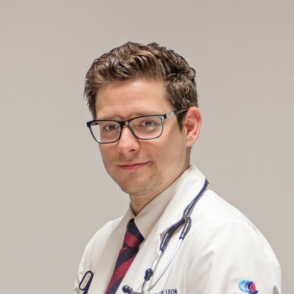 Dr. David Gómez de León